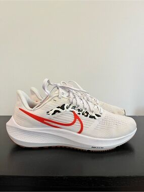 Nike Air Zoom Pegasus 39 White Leopard Running Shoes Women’s Size 8